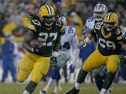 Green Bay Packers running back Eddie Lacy (27) breaks