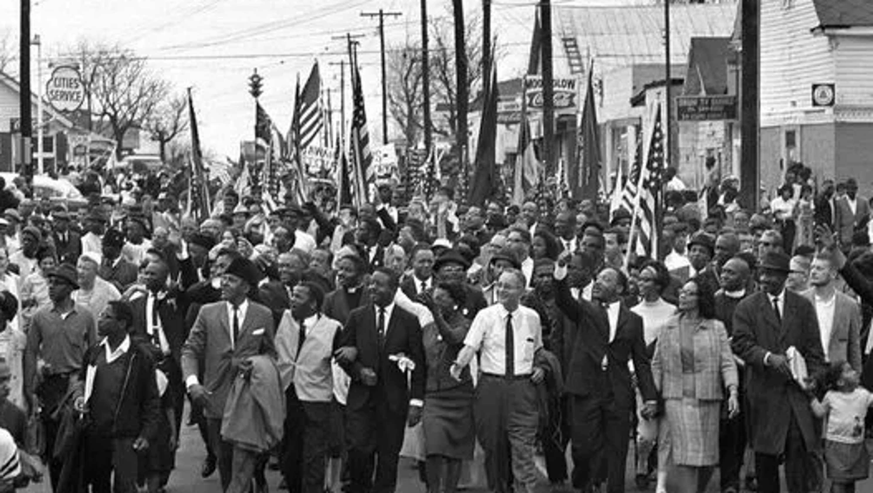 History Mlk Leads Selma March