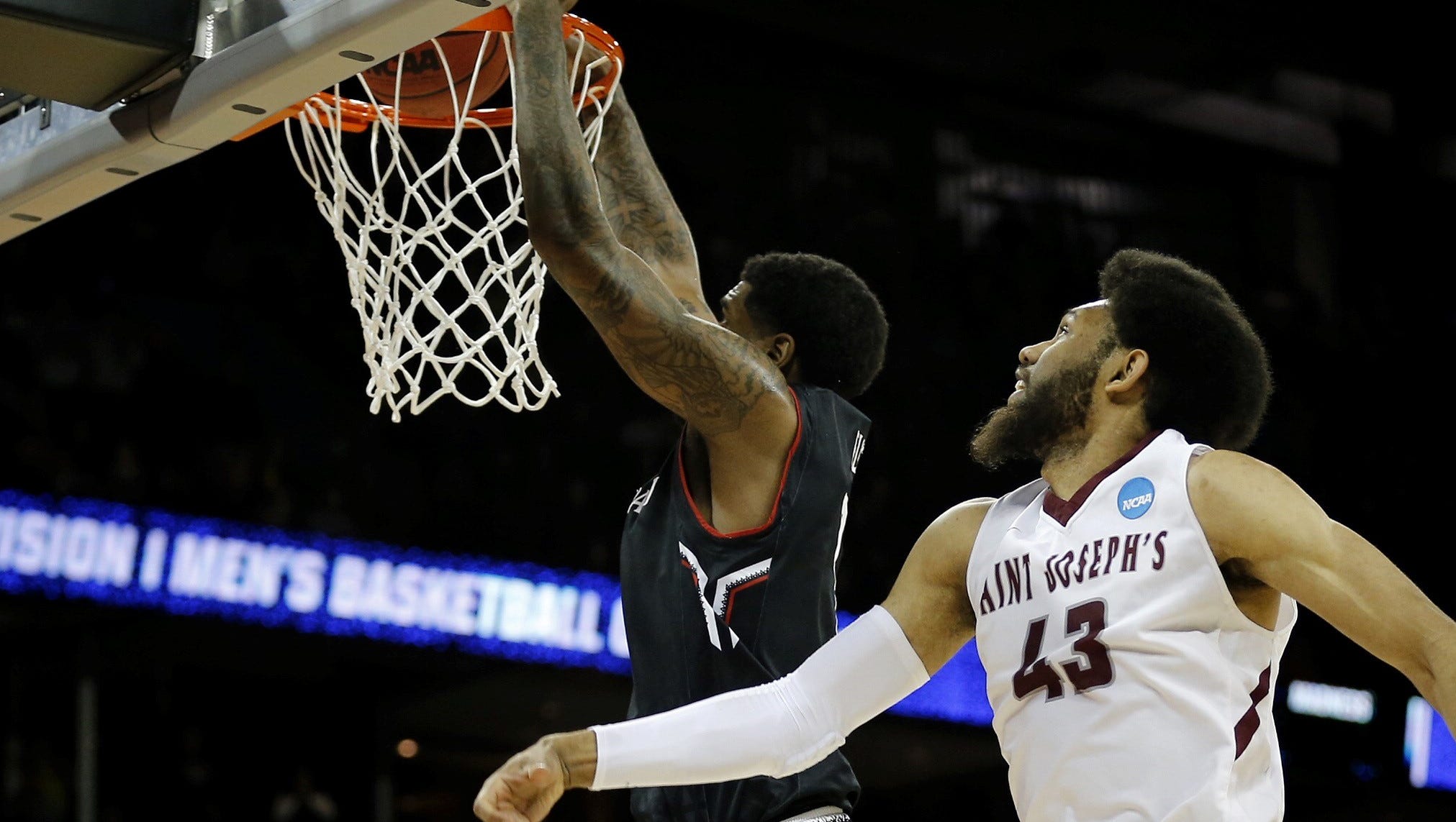 Uc Bearcats Lose Heartbreaker To St Joseph S