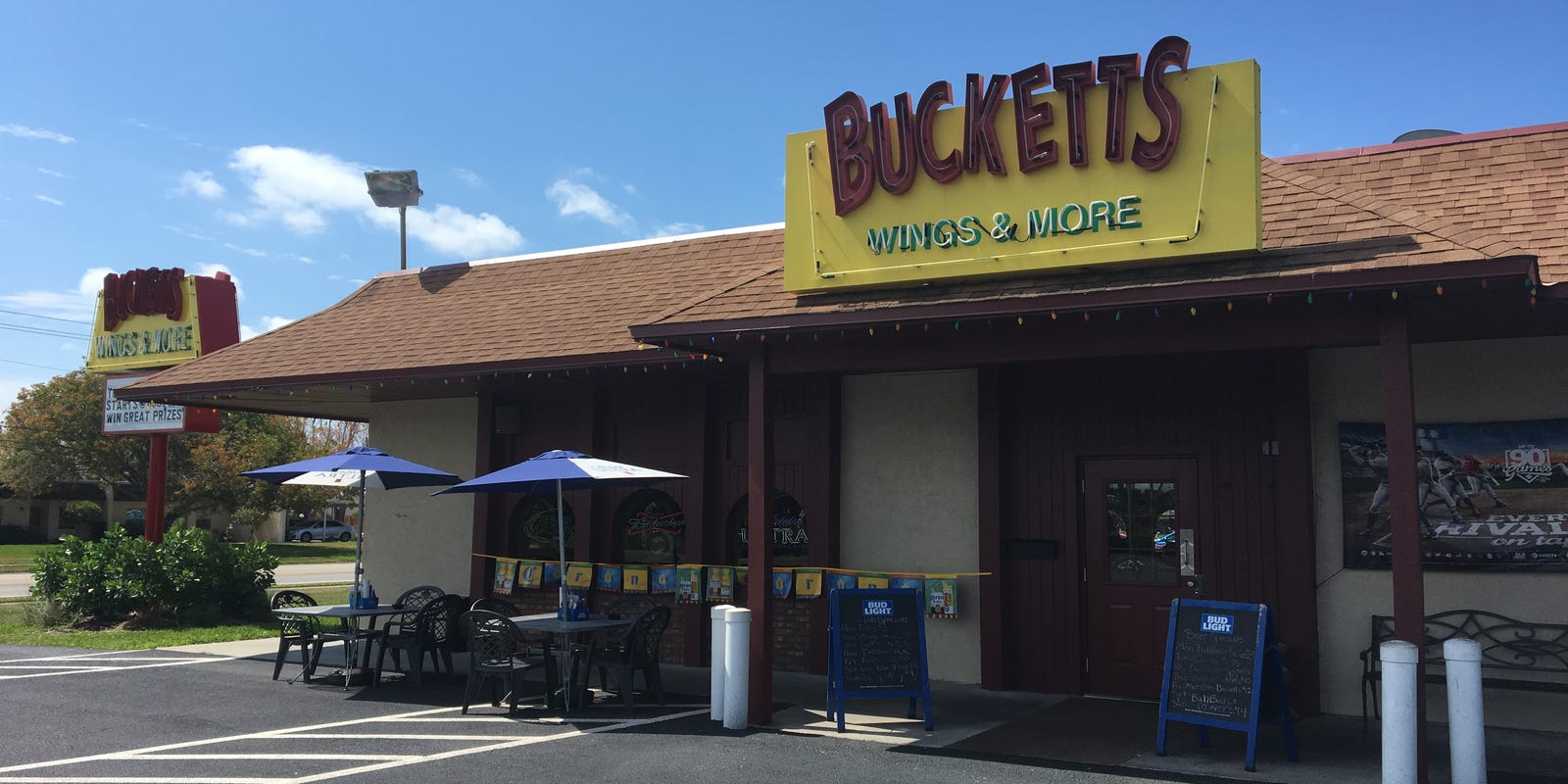 Fort Myers Restaurants Bucketts Sports Bar Has New Owners Life