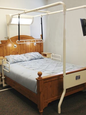 Bill-Ray Home Mobility offers Friendly Beds, designed to make travel easier for disabled travelers.