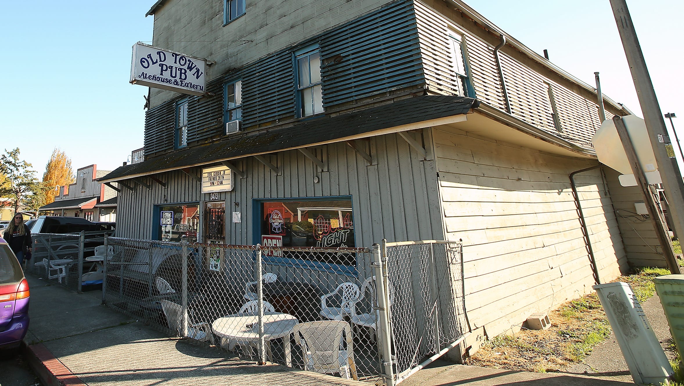 Old Town S Living Room Ordered Shut Down In Silverdale