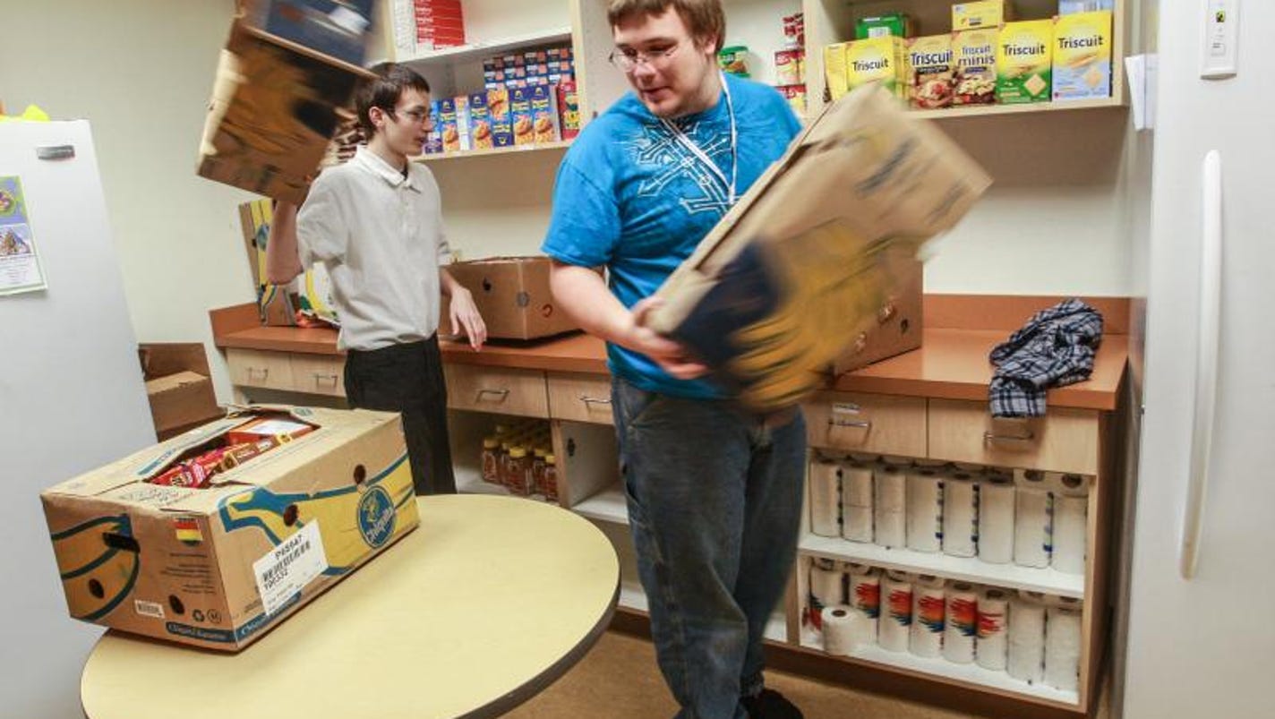 Indianapolis Food Pantry Volunteer Indianapolis Food Pantry Volunteer