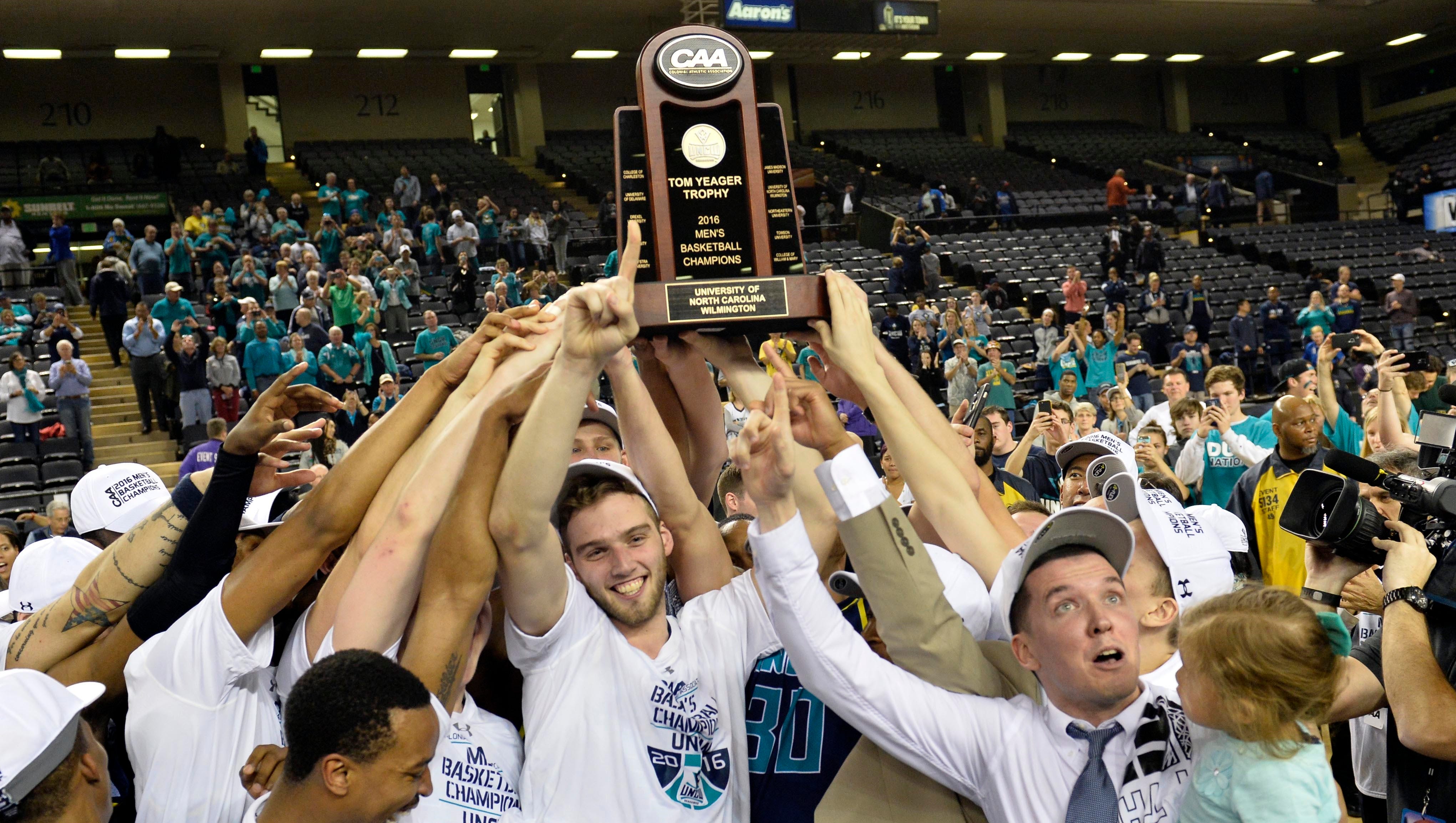 Unc Wilmington Clips Hofstra In Overtime To Win Caa Snatch Auto Bid