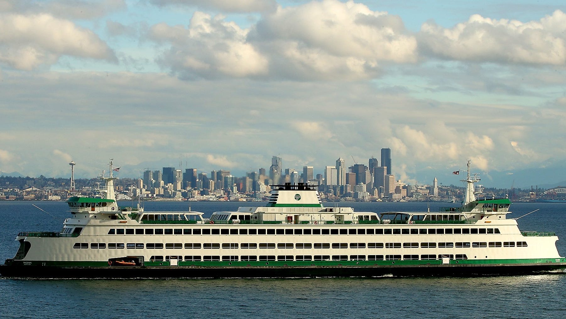 Retired engineer floats idea for tunnel from Seattle to Bainbridge