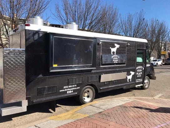 Philly S Best Cheesesteaks Food Truck Philly S Best Cheesesteaks Food Truck