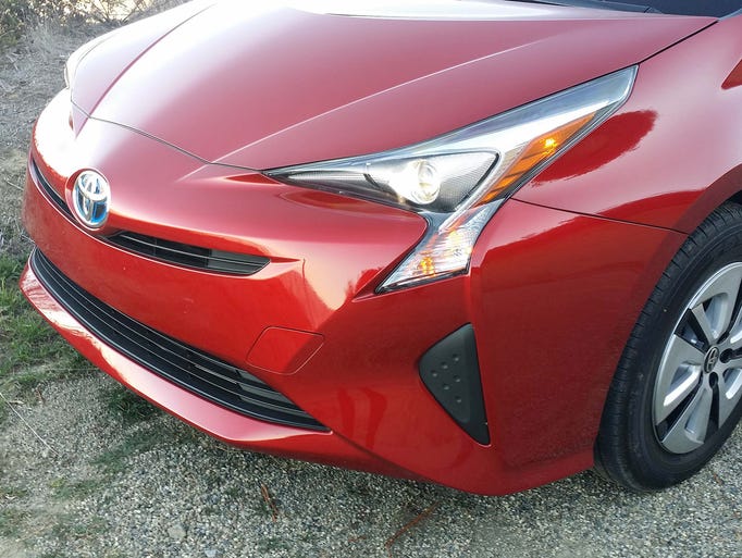 New standard Bi-LED headlamps dominate the Prius' front