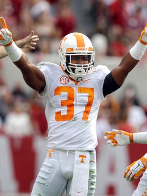 Tennessee's Brian Randolph (37) celebrates after intercepting a pass against Alabama on Oct. 24, 2015.