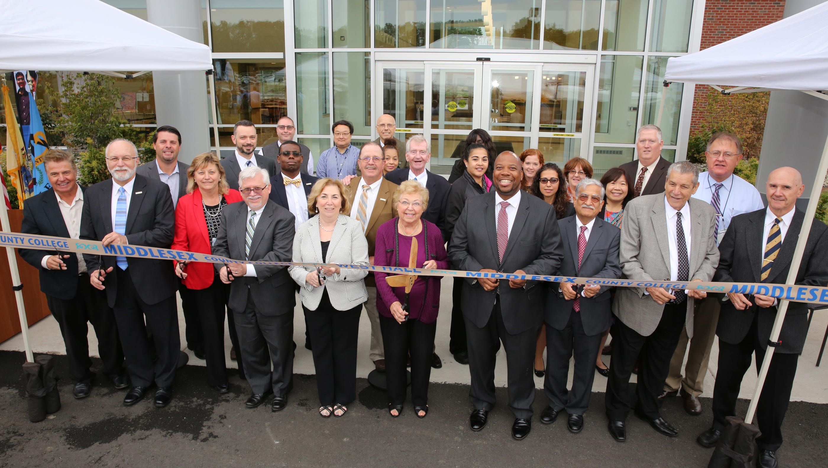 New Enrollment Services Building opens at Middlesex County College