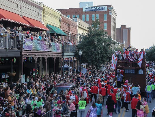 pensacola fl mardi gras parade