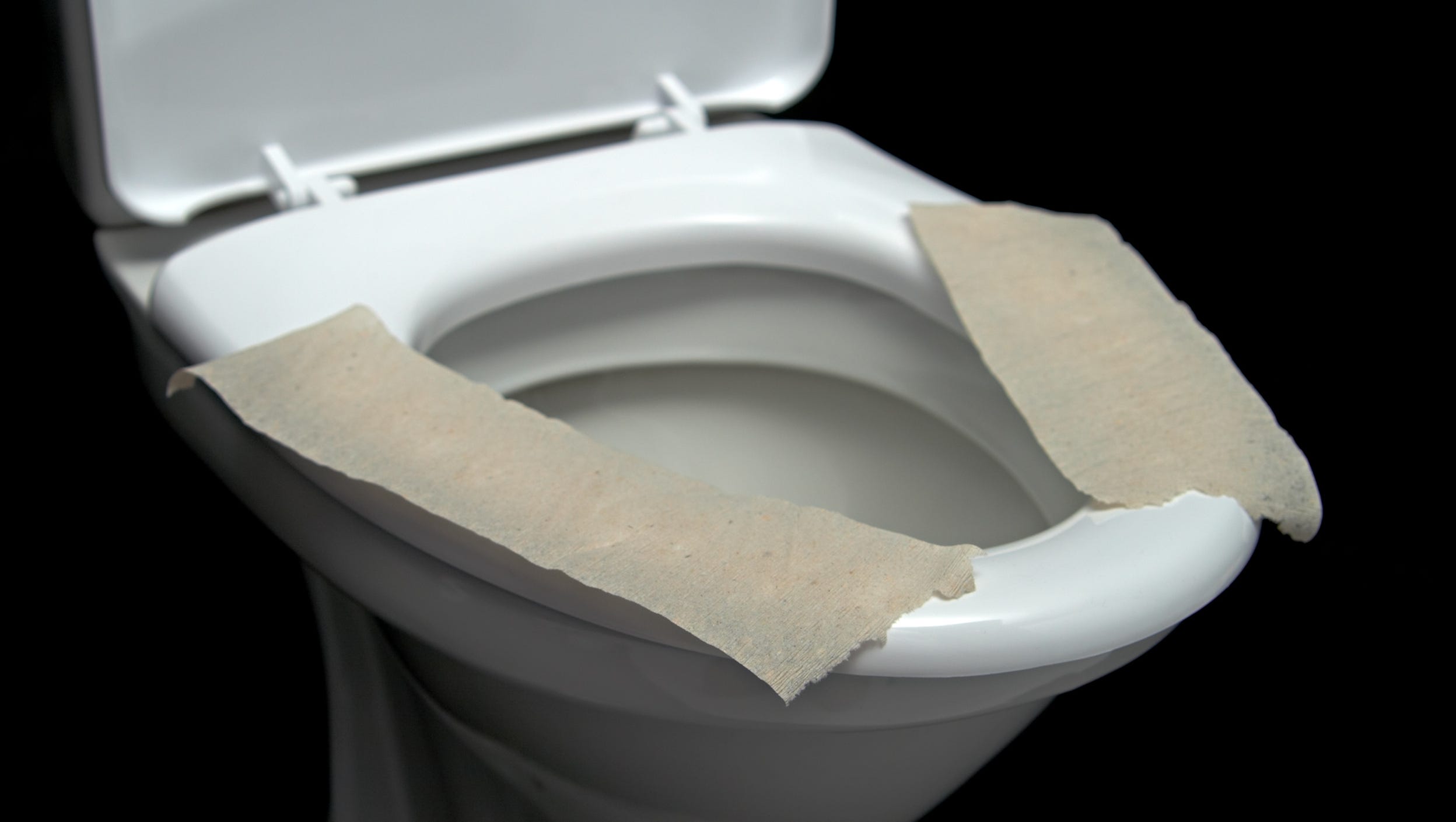 What Happens When You Don T Use A Toilet Seat Cover