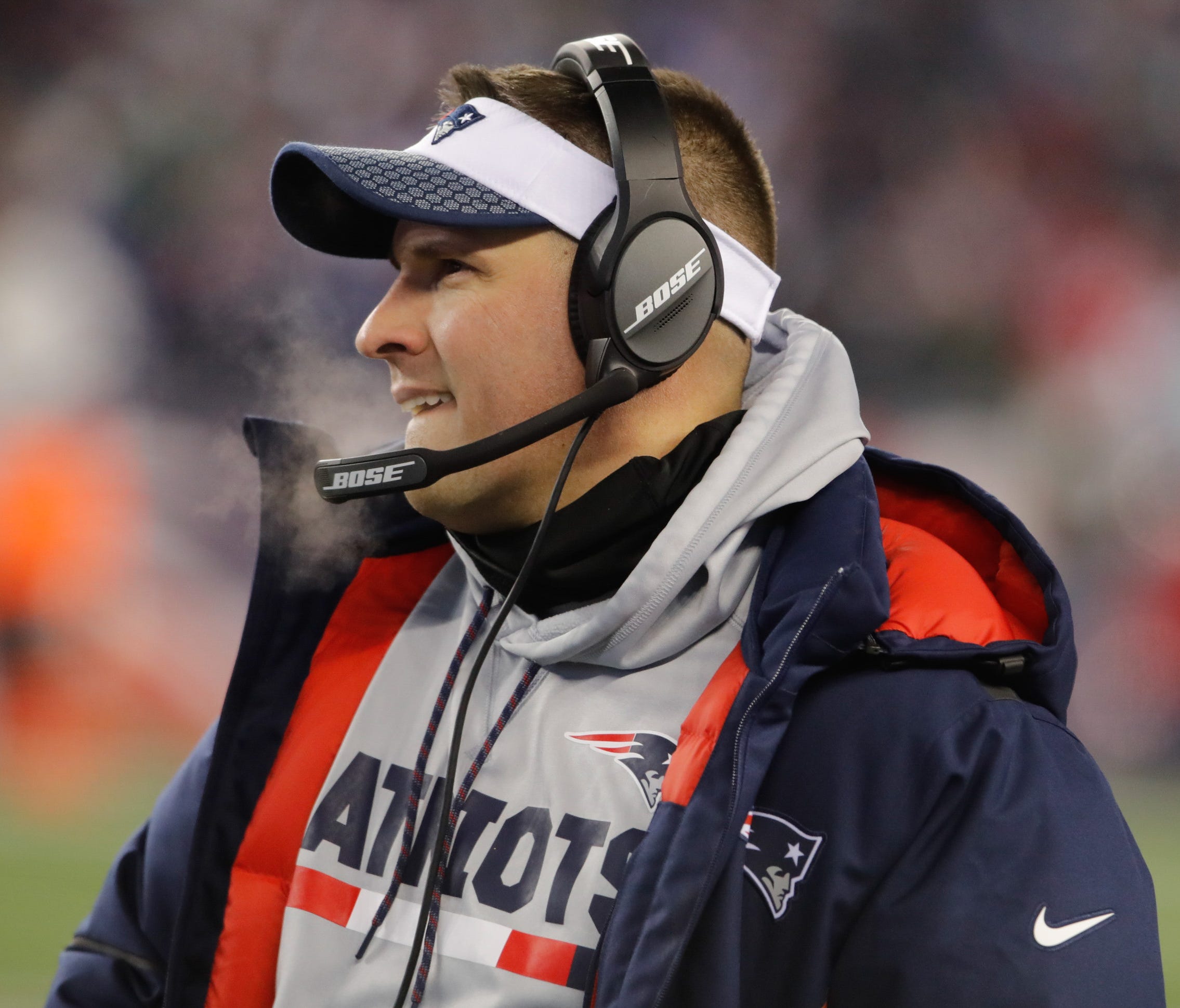 Jan 13, 2018; Foxborough, MA, USA; New England Patriots offensive coordinator Josh McDaniels on the sideline against the Tennessee Titans in the AFC Divisional playoff game at Gillette Stadium. Mandatory Credit: David Butler II-USA TODAY Sports