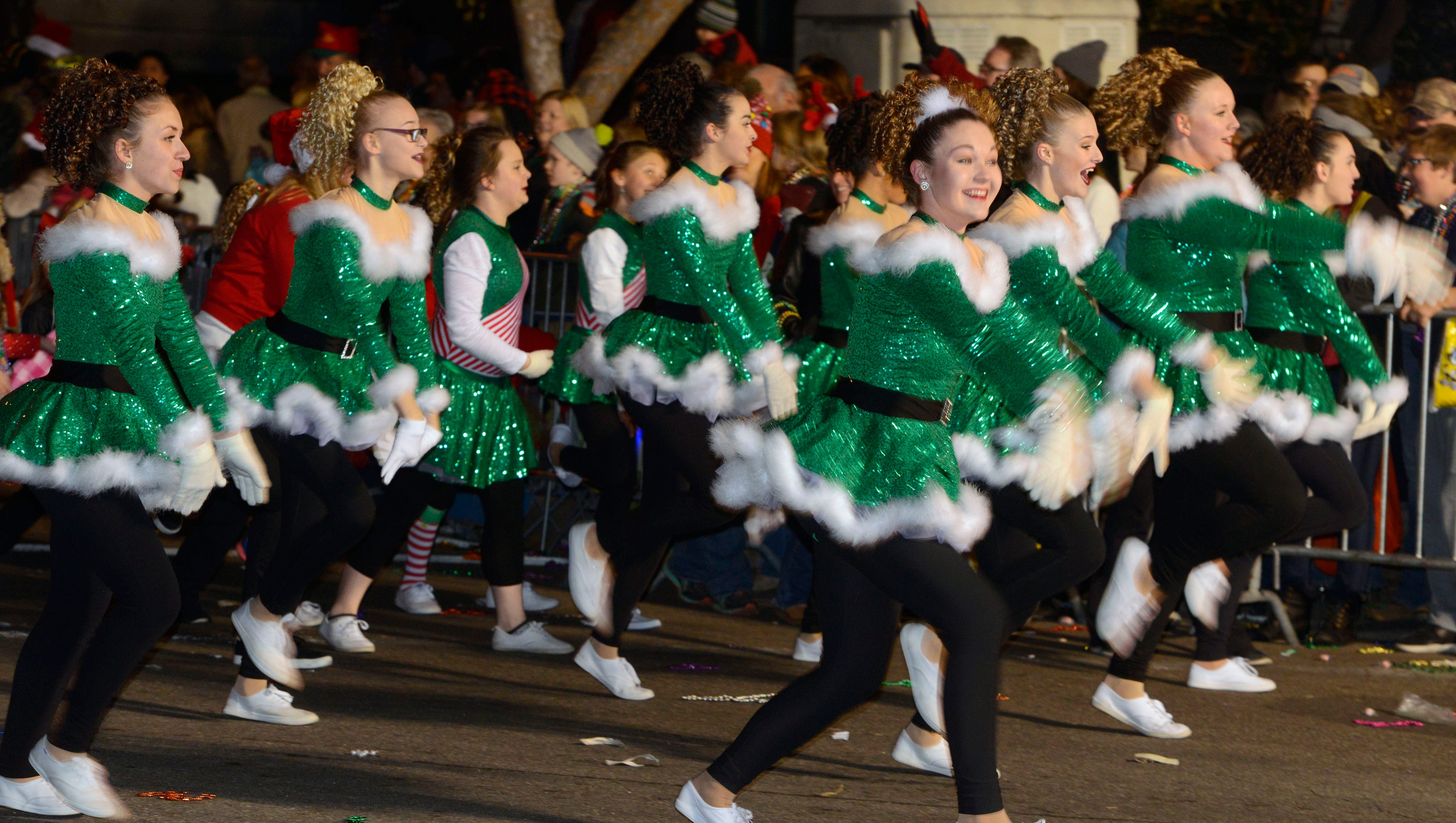 Dauphin Island Parkway Christmas Parade 2022 Christmas Parade To Light Up Downtown Pensacola On Saturday