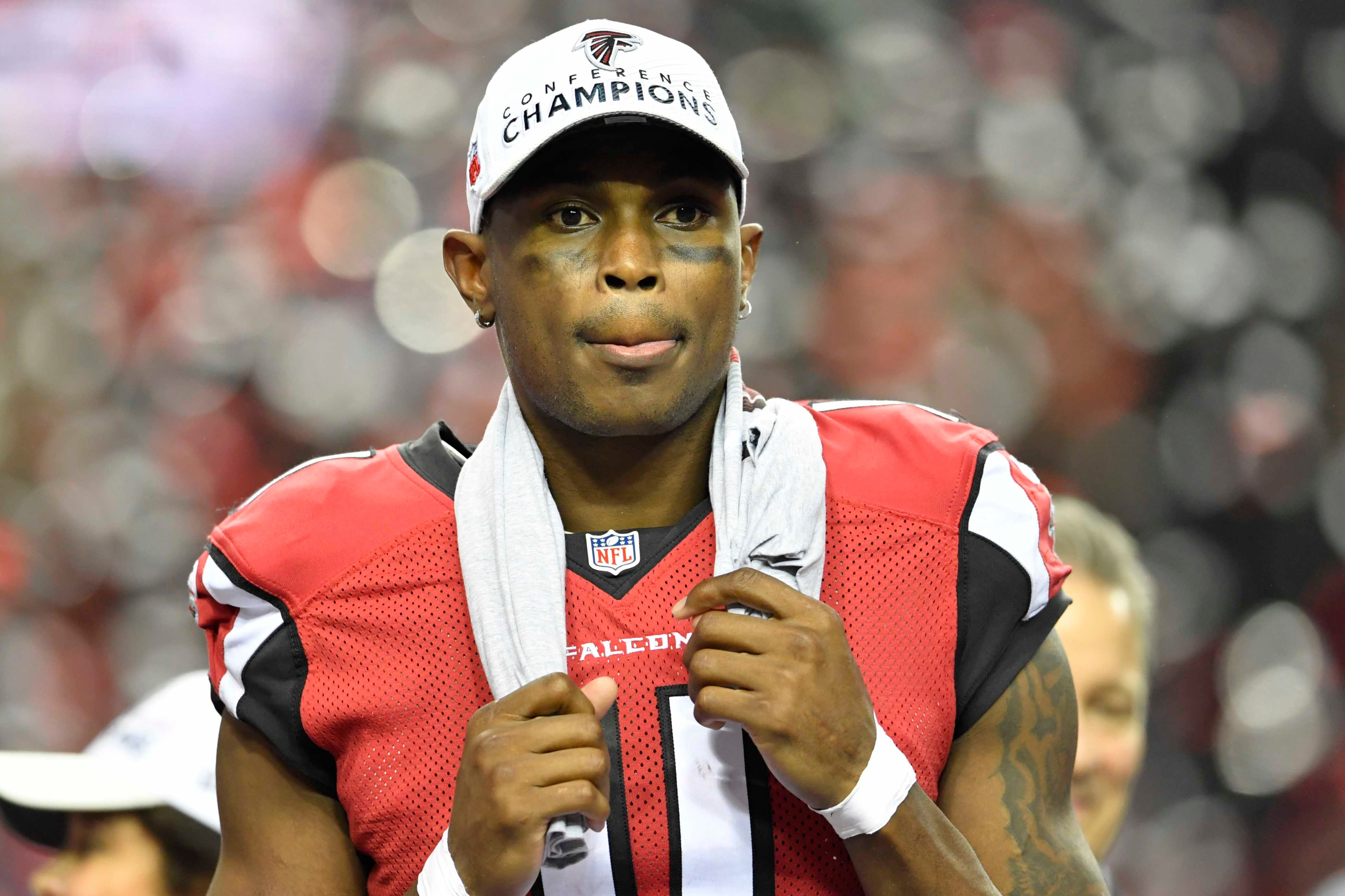 Julio jones hat top