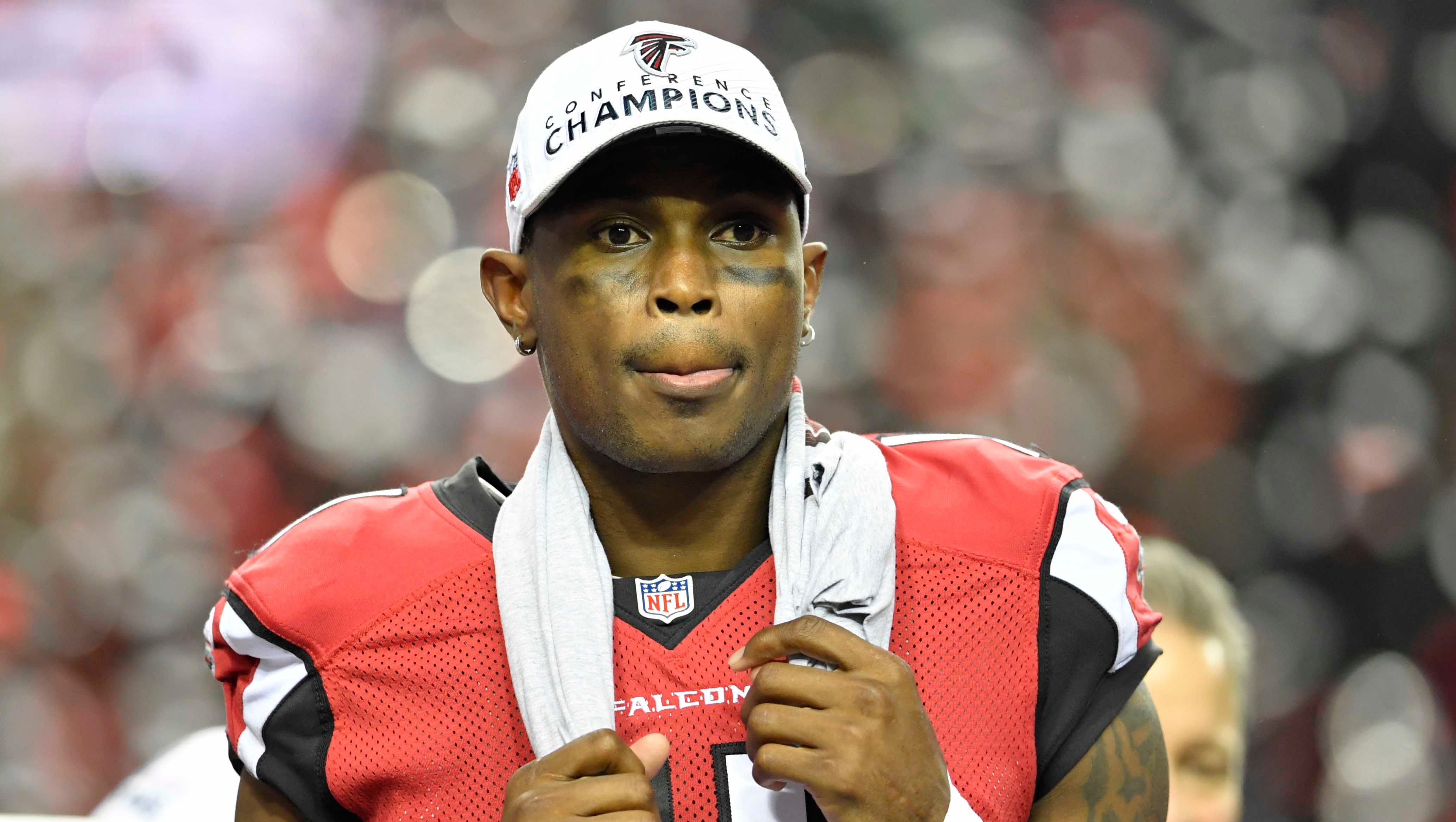 For Falcons Julio Jones Family Bonds Drive Football Mindset
