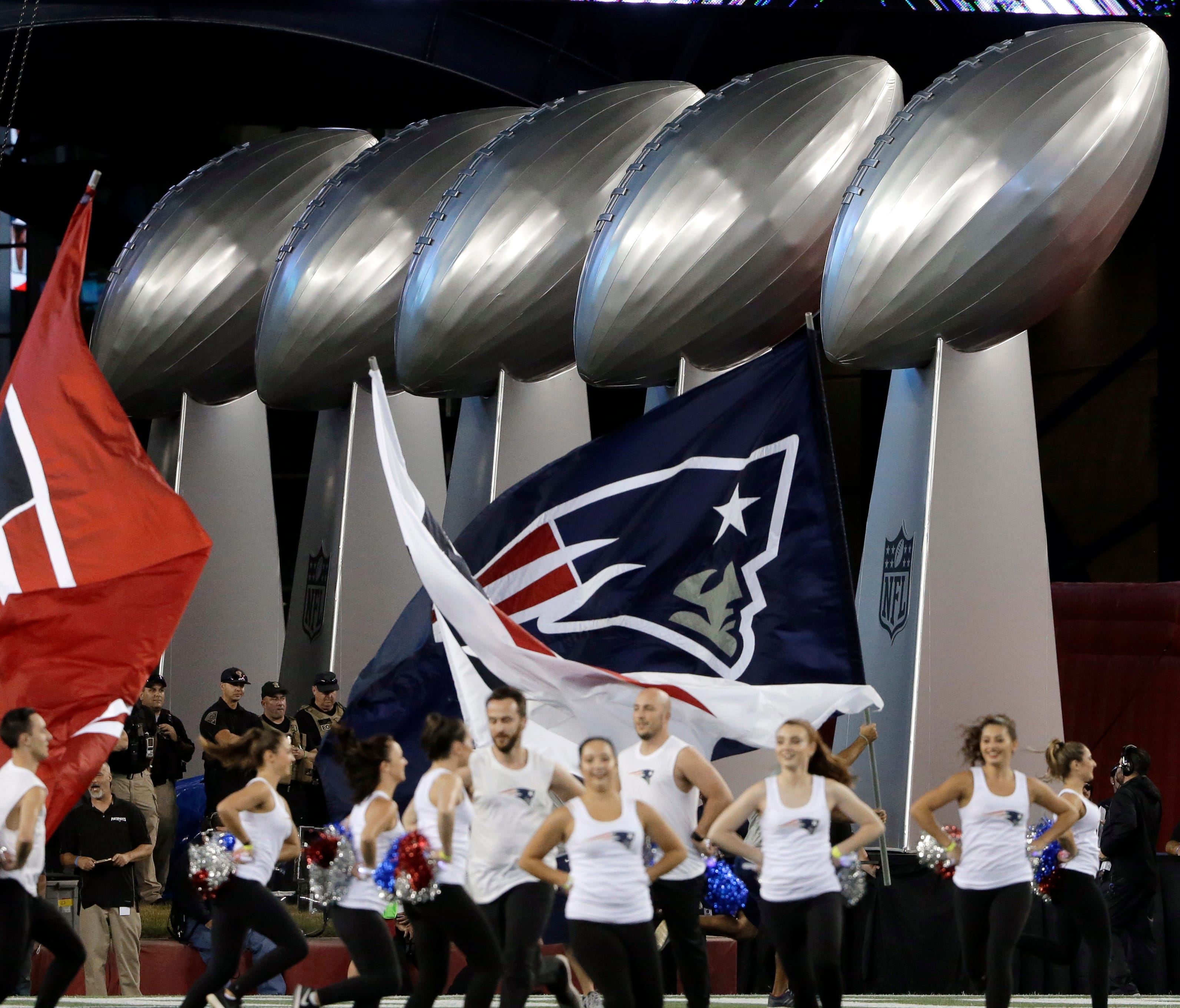 Will the Patriots add a sixth Lombardi Trophy after the 2017 season?