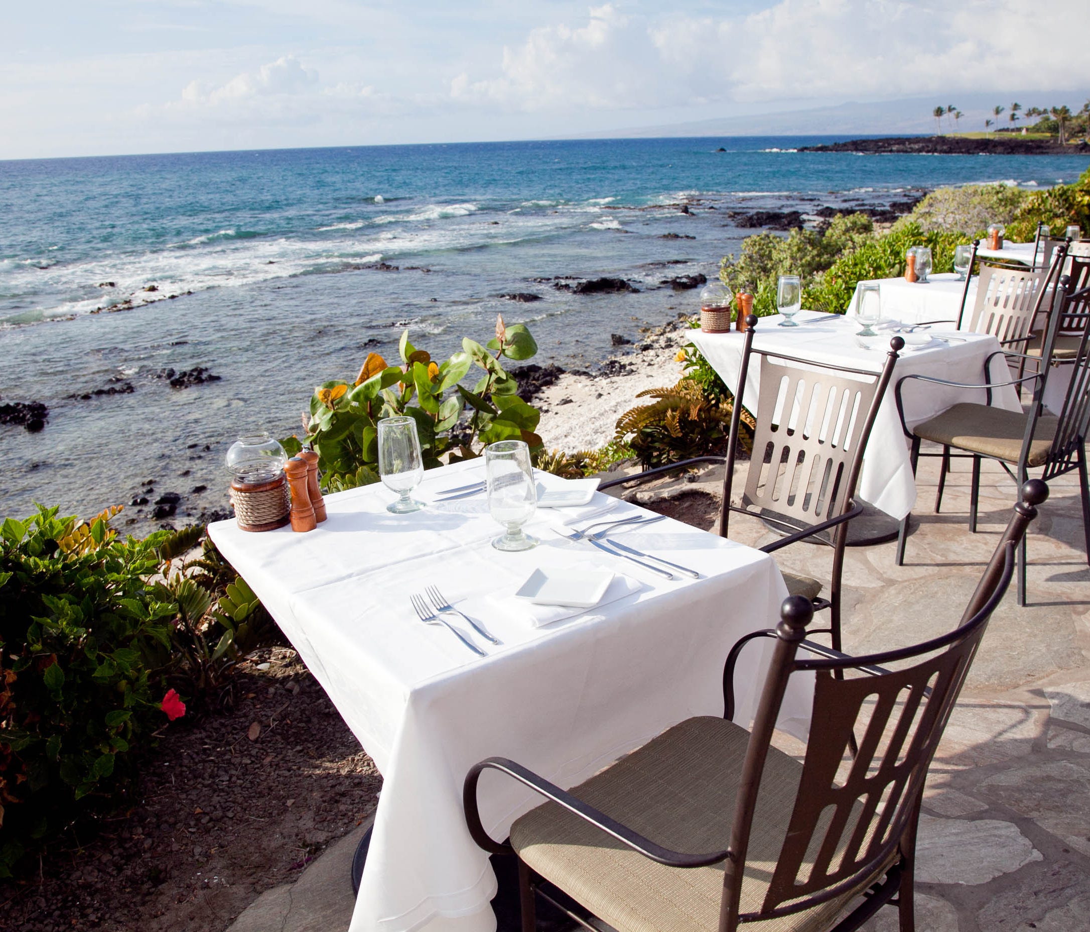 Hilton Waikoloa Village, Hawaii: It's little surprise that Hawaii is home to many hotels that offer plenty of alfresco dining, as stunning views — and great weather — abound. To catch a great sunset at dinner, you'll want to consider Hilton Waikoloa 