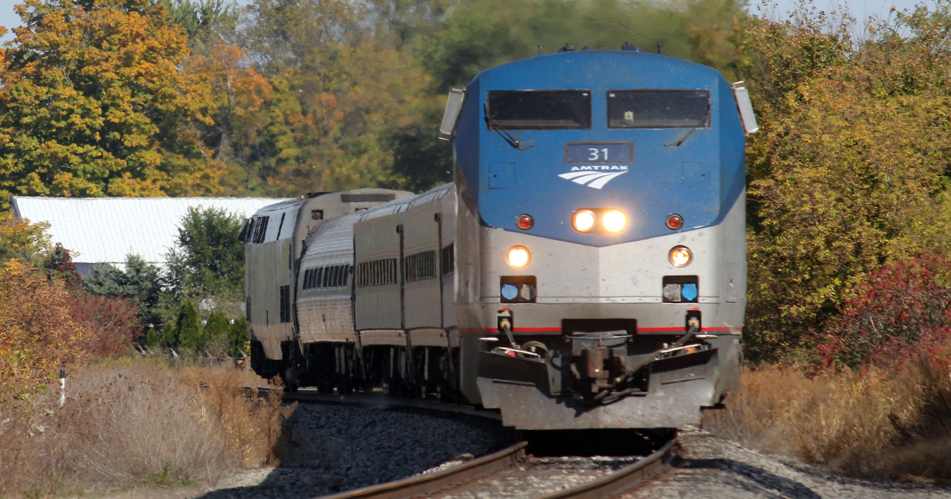 Train or plane? Which is the better choice?