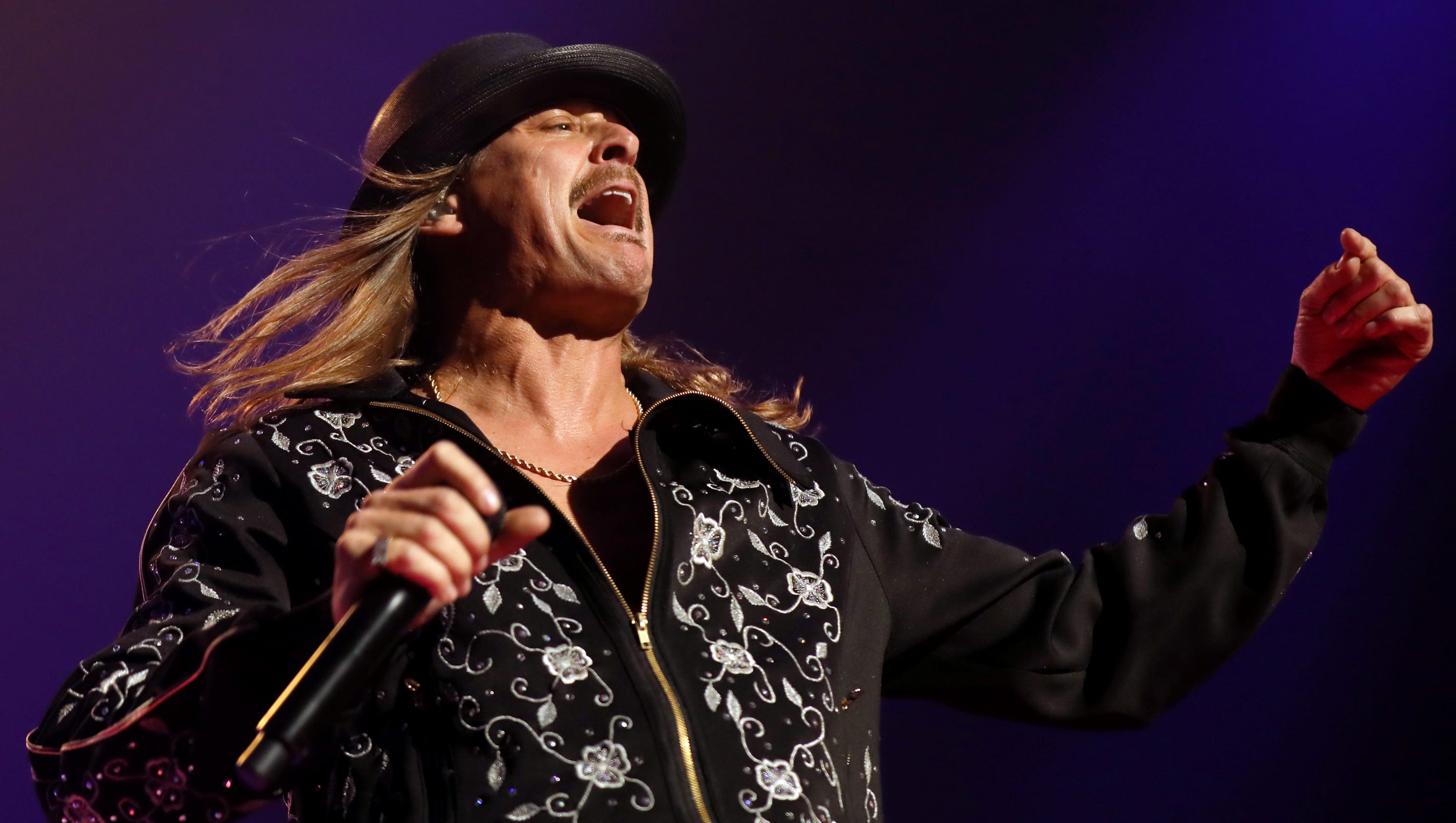 Kid Rock kicks off 2018 tour with Nashville concert