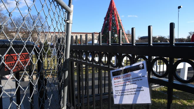 The National Christmas Tree is currently closed to the public due to a partial shutdown of the federal government, on Dec. 24, 2018 in Washington, D.C. (Olivier Douliery/ Abaca Press/TNS)