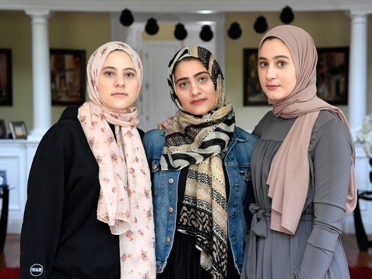 14 Nj Women Wearing Hijabs Allege Anti Muslim Bias At Ewr