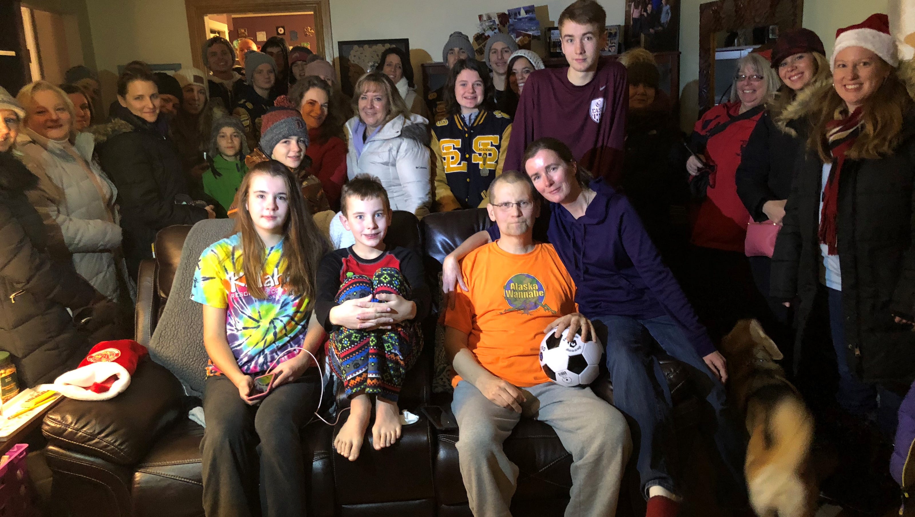 Mojo In The Morning Breaking And Entering Christmas 2021 Mojo In The Morning Show Brightens Christmas For Ailing Dad And Family Mojo In The Morning Breaking And Entering Christmas 2021 Mojo In The Morning Show Brightens Christmas For Ailing Dad And Family