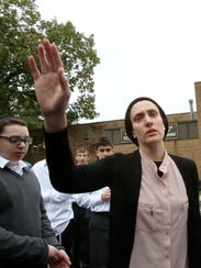 FBI arrests N Y rabbis in Jewish divorce gang probe