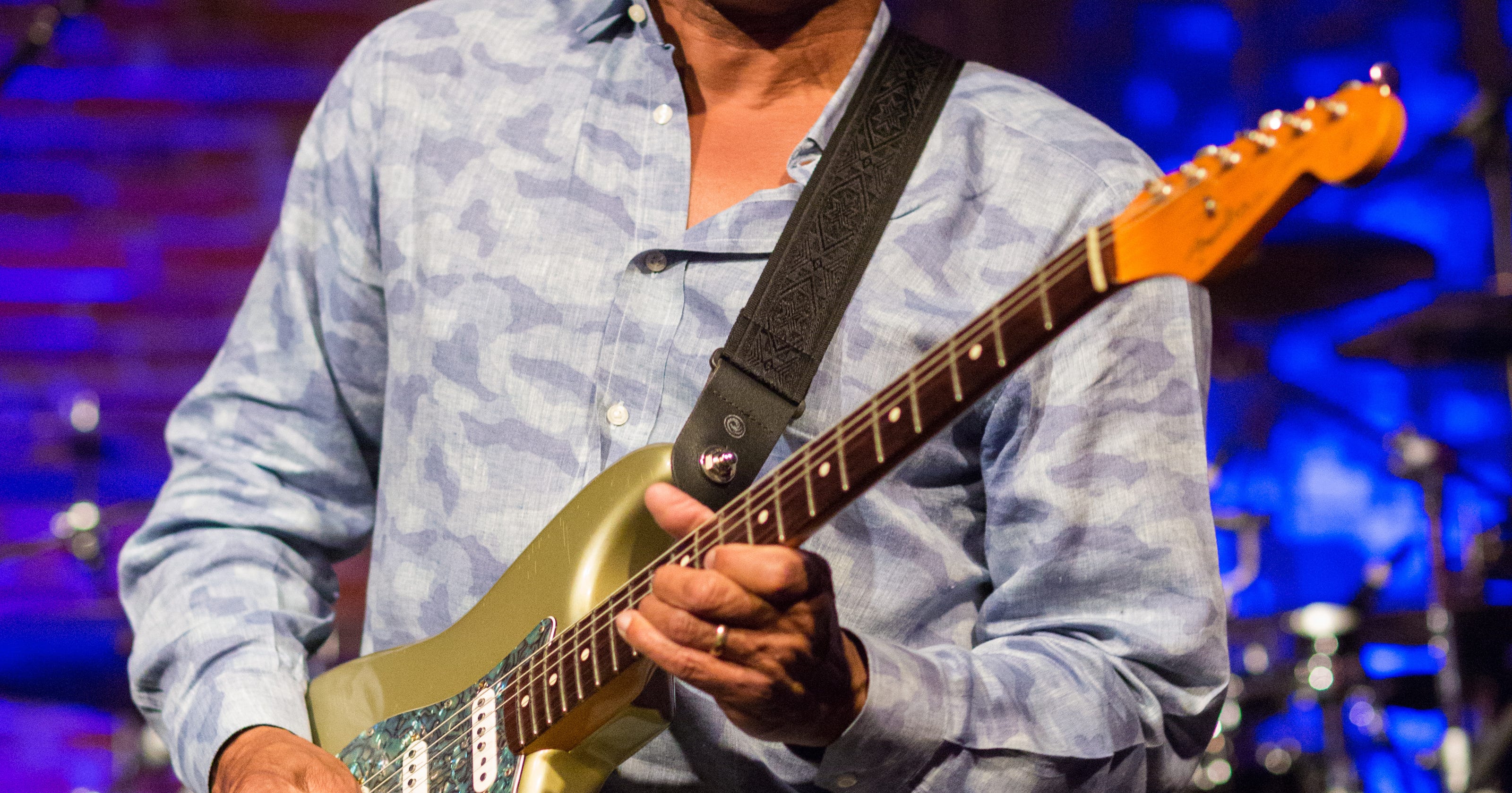 Robert Cray Brings Blues Guitar Voice To Bonita Springs
