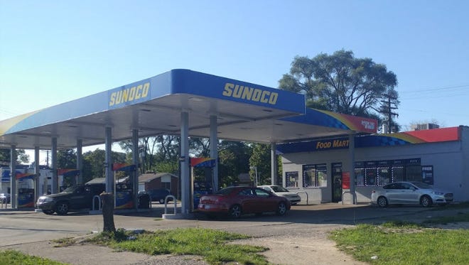 Medics helped a woman giving birth at this Sunoco gas station Nov. 14, 2017