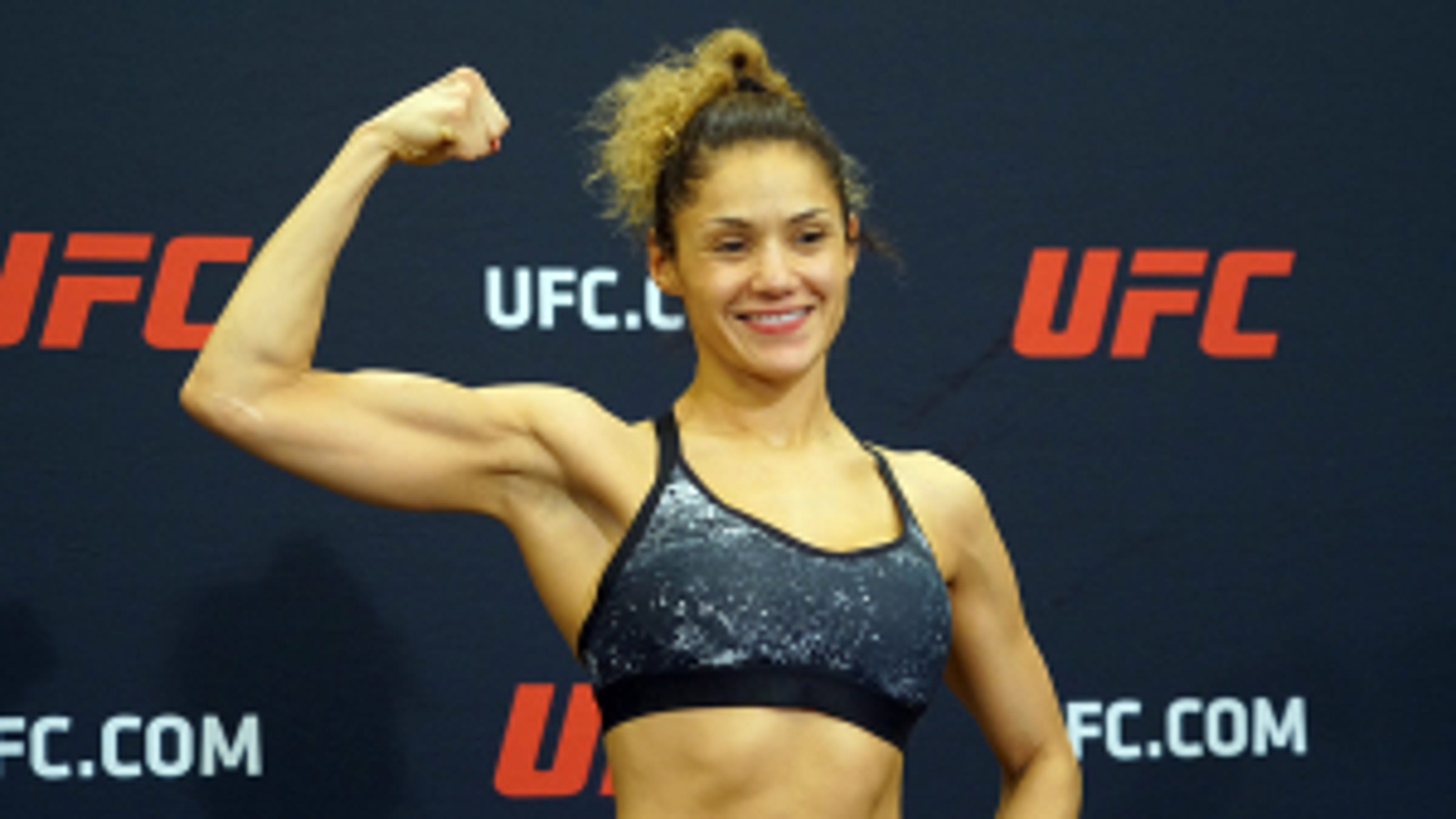 Pearl Gonzalez cleared for UFC 210 after breast implant review