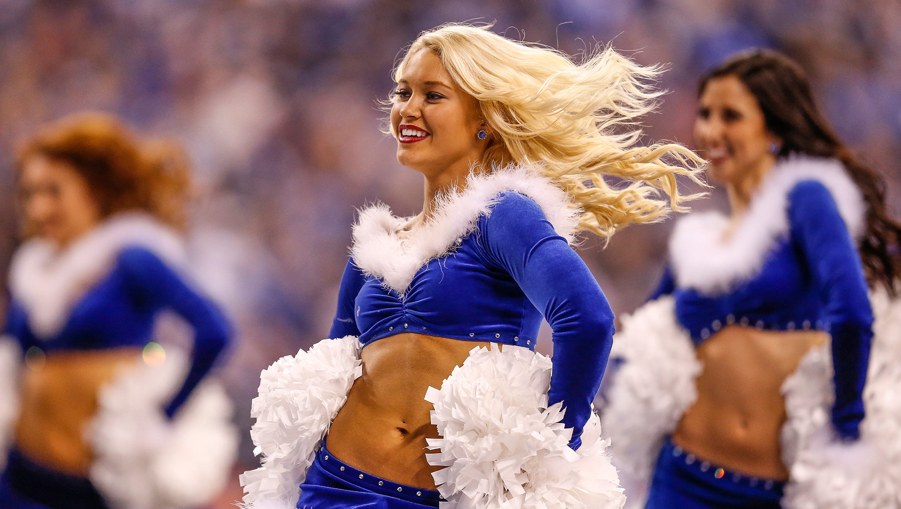 Colts cheerleaders show holiday spirit