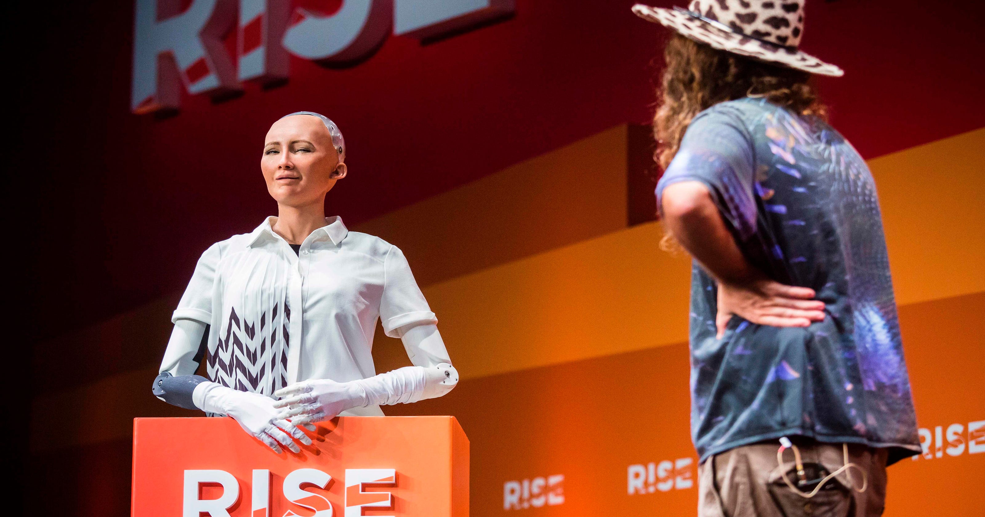 Womens rights in Saudi Arabia Sophia Robot citizen, no burqa