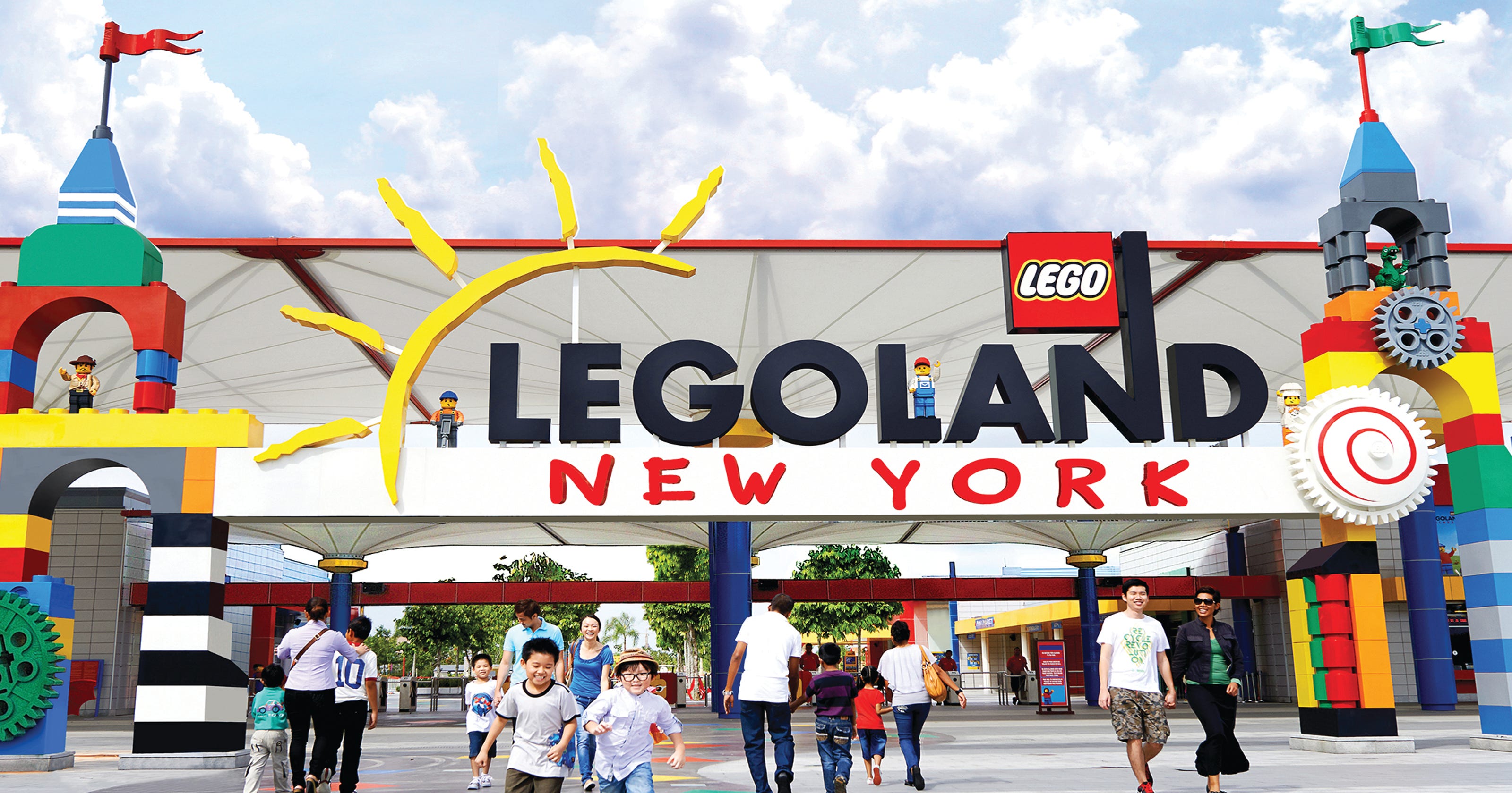 636444405499865411-NY-Entrance-002-.jpg