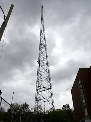 WLWT-TV tower on Chickasaw Street in Fairview Heights.