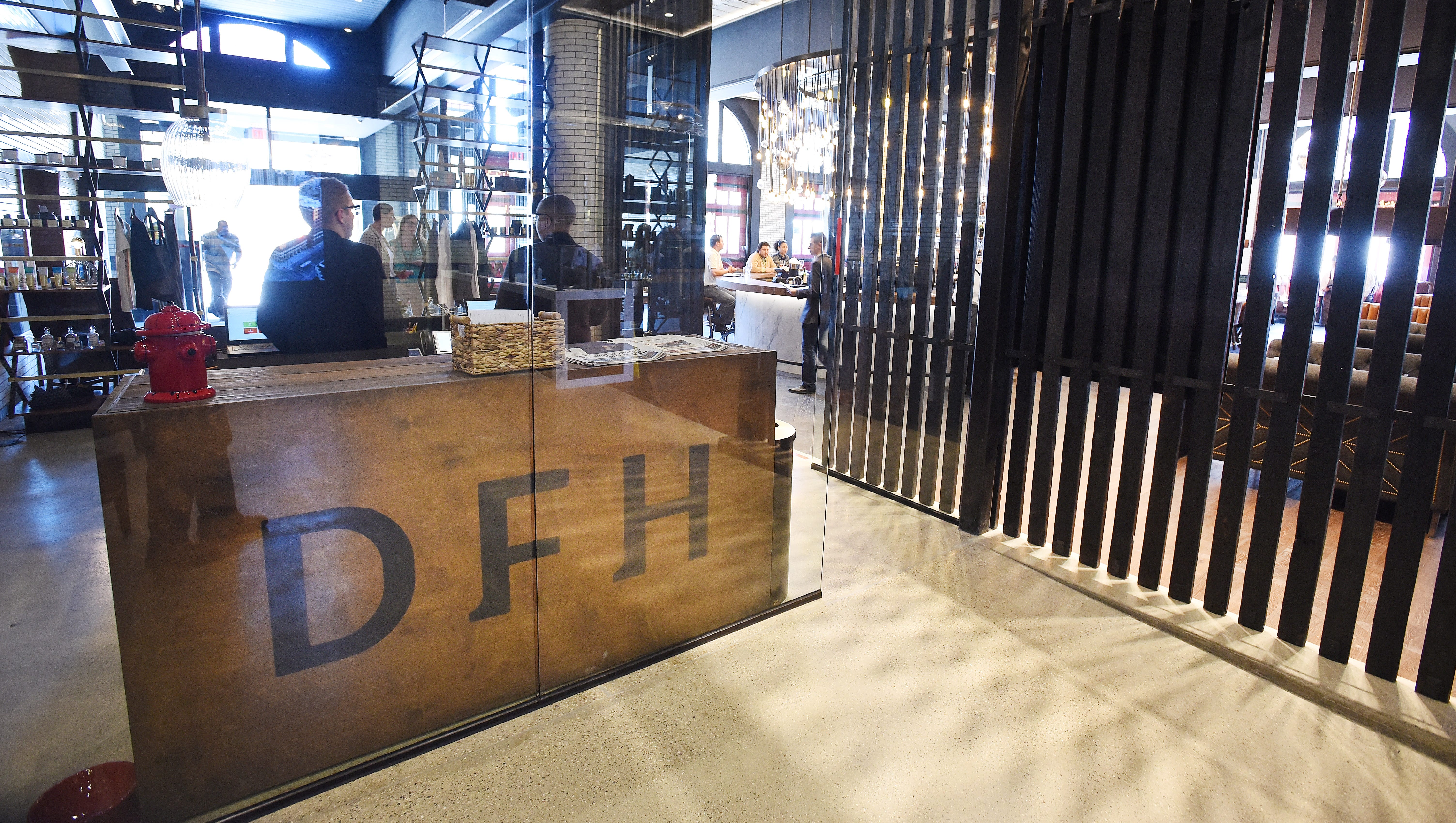 Detroit Foundation Hotel To Reopen Apparatus Room Restaurant Open Now