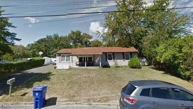 This Google Street View image shows the approximate location of 1059 Overlook Drive in Toms River. The property at this address changed hands in April 2019, when  Rachael Anne Hearon  bought the property from  Kyle Malone  and  Malin Blomen   for $257,500.