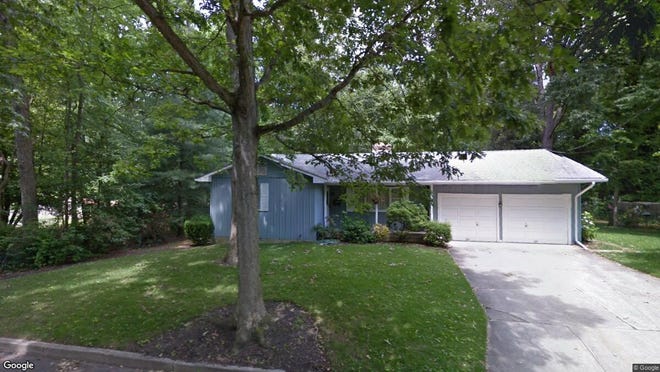 This Google Street View image shows the approximate location of 220 Charles St. in Lindenwold. The property at this address changed hands in April 2019, when Douglas A Bardales bought the property from Marie V Zook for $114,900.