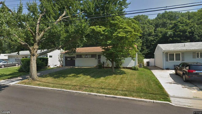 This Google Street View image shows the approximate location of 186 Princeton Road in Old Bridge. The property at this address changed hands in June 2019, when Anthony J Guido bought the property from Marie Giamarese for $285,000.