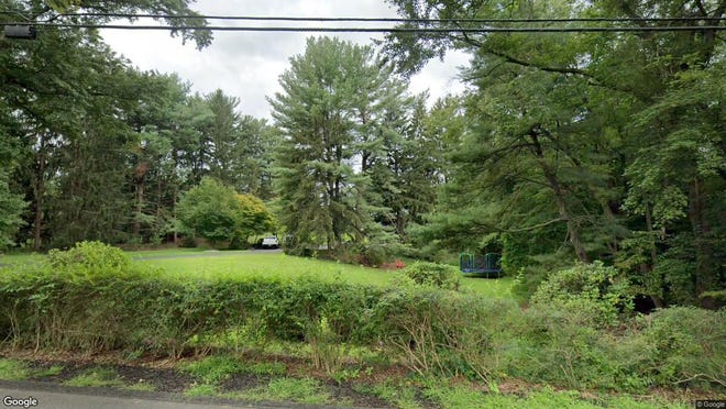 This Google Street View image shows the approximate location of 970 W. Saddle River Road in Ho-Ho-Kus. The property at this address changed hands in May 2019, when new owner bought the property for $899,000.