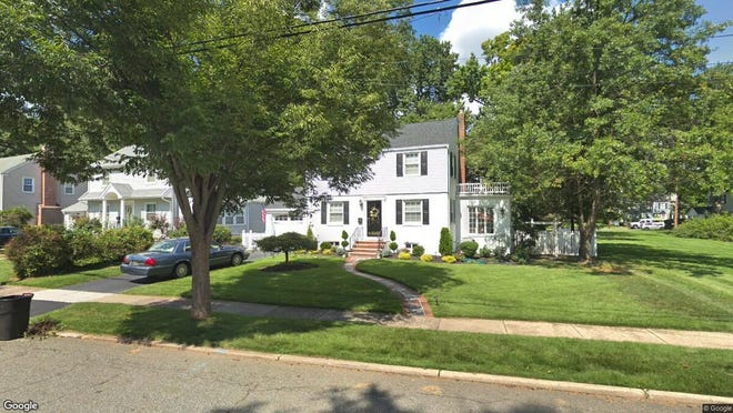 This Google Street View image shows the approximate location of 160 Kensington Road in Riveredge. The property at this address changed hands in August 2019, when new owners bought the property for $549,000.