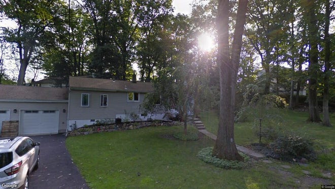 This Google Street View image shows the approximate location of 3 Arate Lane in Parsippany-Troy Hills. The property at this address changed hands in June 2019, when new owner bought the property for $362,000.