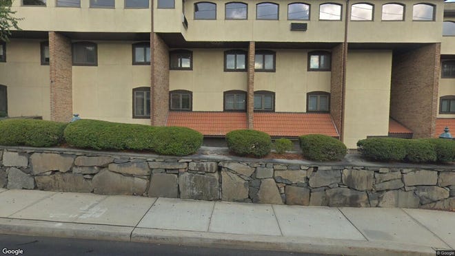 This Google Street View image shows the approximate location of 300 Gorge Road Apt 13 in Cliffside Park. The property at this address changed hands in August 2019, when new owner bought the property for $445,000.