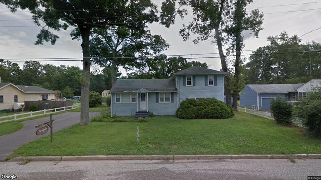 This Google Street View image shows the approximate location of 2871 Union Road in Vineland. The property at this address changed hands in November 2019, when new owner bought the property for $165,000.