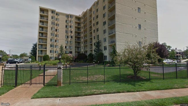 This Google Street View image shows the approximate location of 1000 River Road Unit 2K in Belmar. The property at this address changed hands in November 2019, when new owner bought the property for $273,000.
