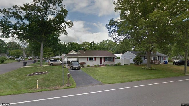 This Google Street View image shows the approximate location of 39 Oak Ridge Parkway in Toms River. The property at this address changed hands in October 2019, when new owners bought the property for $235,000.