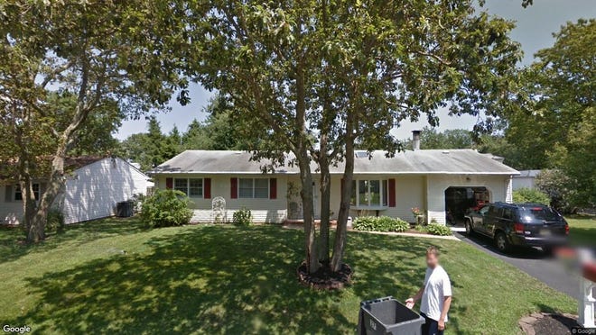 This Google Street View image shows the approximate location of 371 Essex Drive in Brick. The property at this address changed hands in November 2019, when new owner bought the property for $258,500.