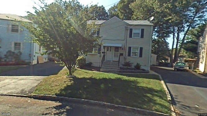 This Google Street View image shows the approximate location of 661 Crescent Drive in Bound Brook. The property at this address changed hands in October 2019, when new owner bought the property for $175,500.