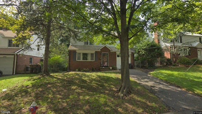 This Google Street View image shows the approximate location of 980 Eastlawn Drive in Teaneck. The property at this address changed hands in September 2019, when new owner bought the property for $448,000.