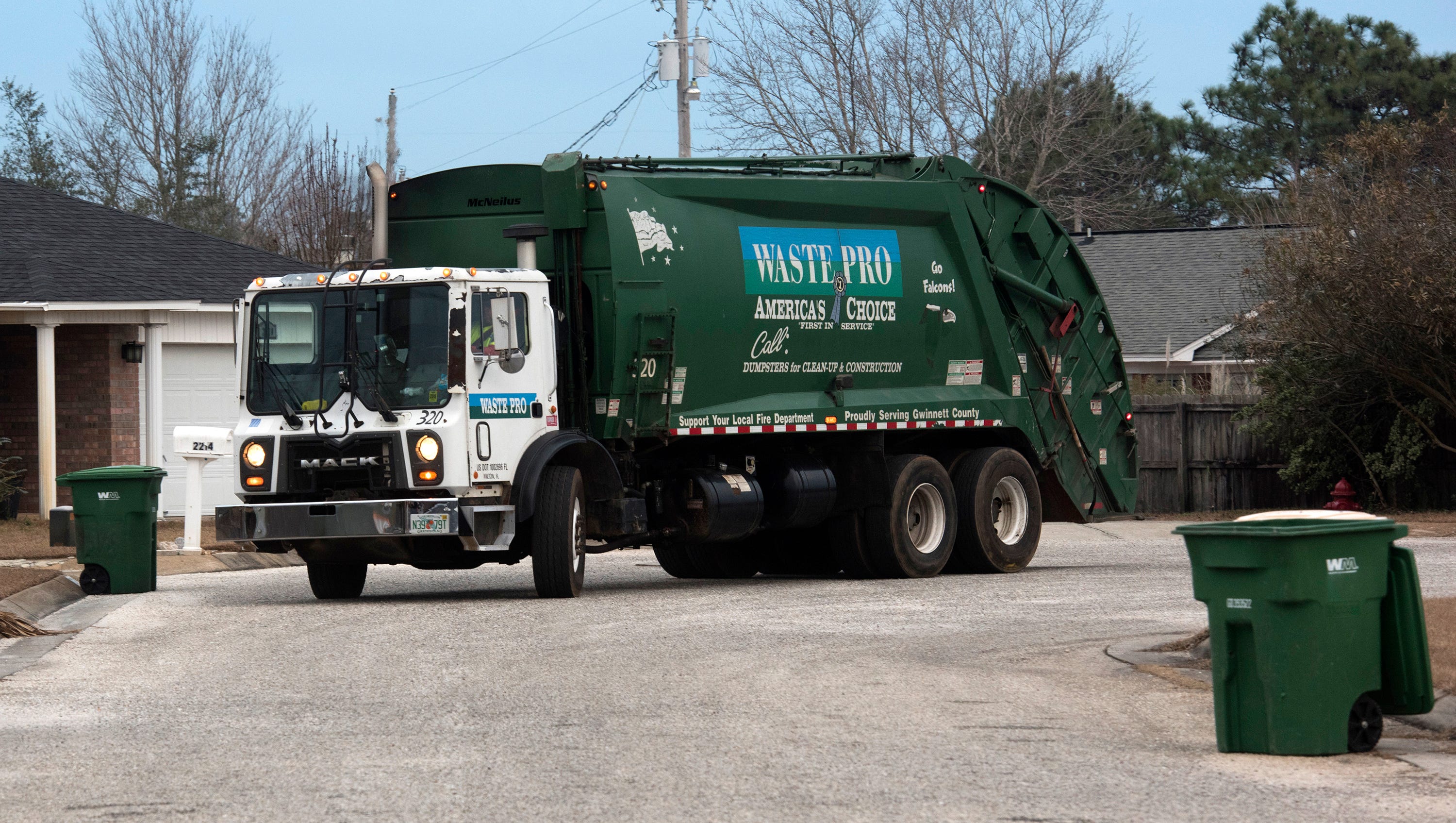 Santa Rosa quietly tries to approve retroactive waste agreement