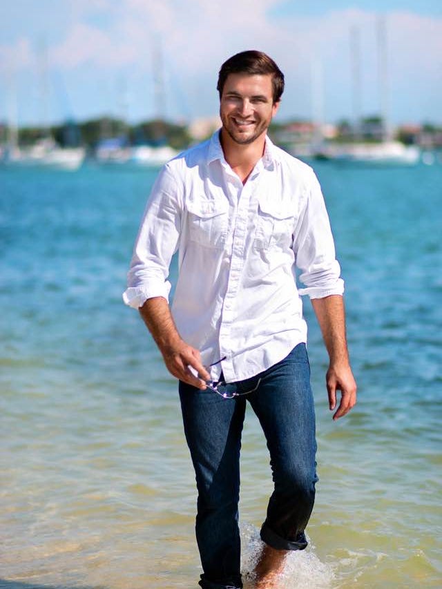 Naples Real Estate Agent Earns Rose From Becca On The Bachelorette